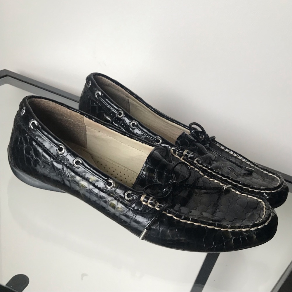 Sperry dress shoes women